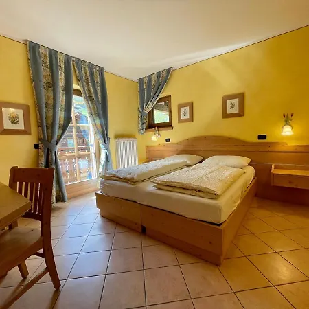 Apartahotel La Cometa 3*